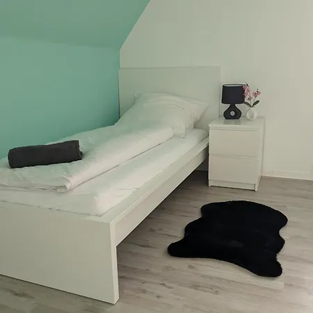 아파트 Stilvoll Wohnen: Gemuetliche Werkswohnung In